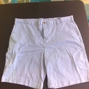 Vineyard vines size 40 shorts light blue